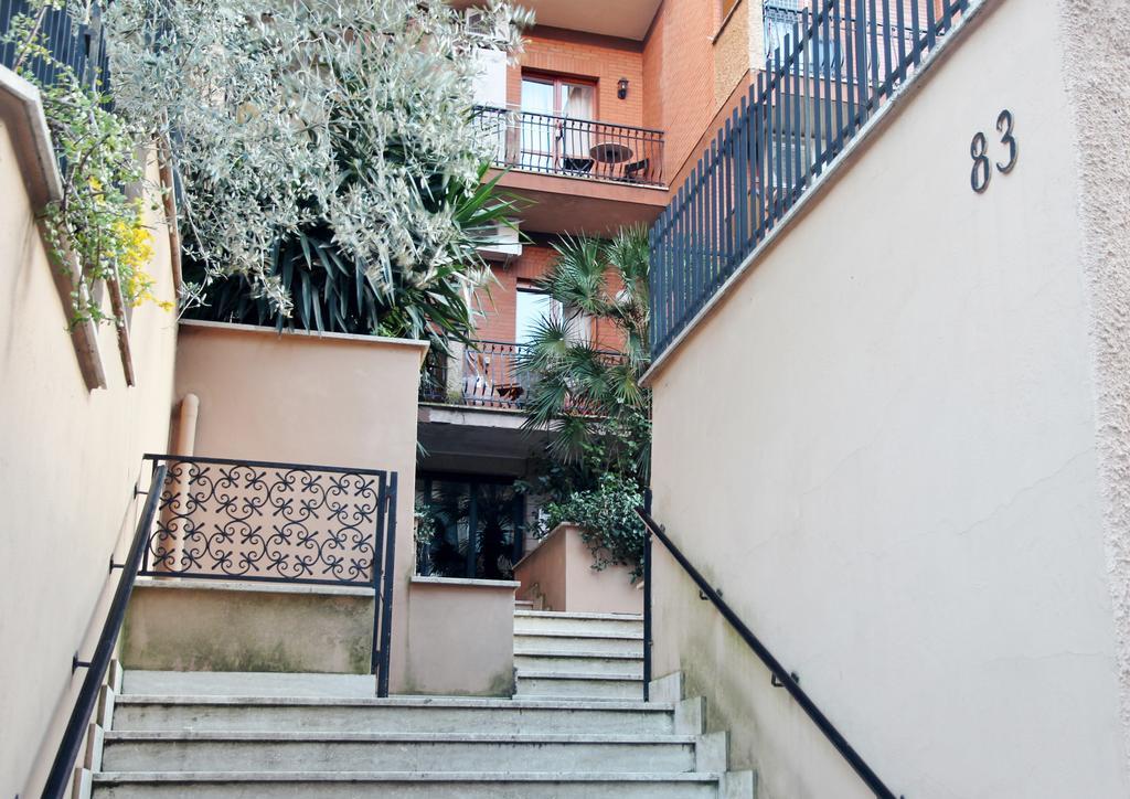 Fermata San Pietro - Appartamento Con Parcheggio Rome Exterior photo